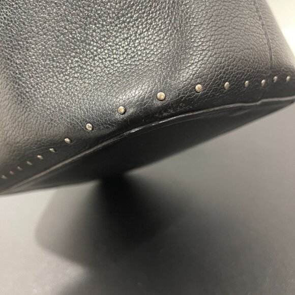 Louis Vuitton Calfskin Lockme Studs Bucket Bag Black (JB1030) - Picture 8 of 10